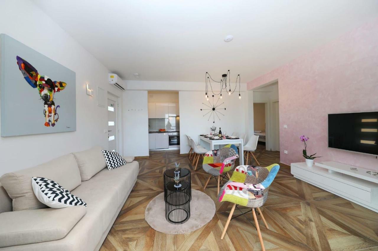 Redstone Luxury Apartments Sveta Nedelja  Eksteriør bilde