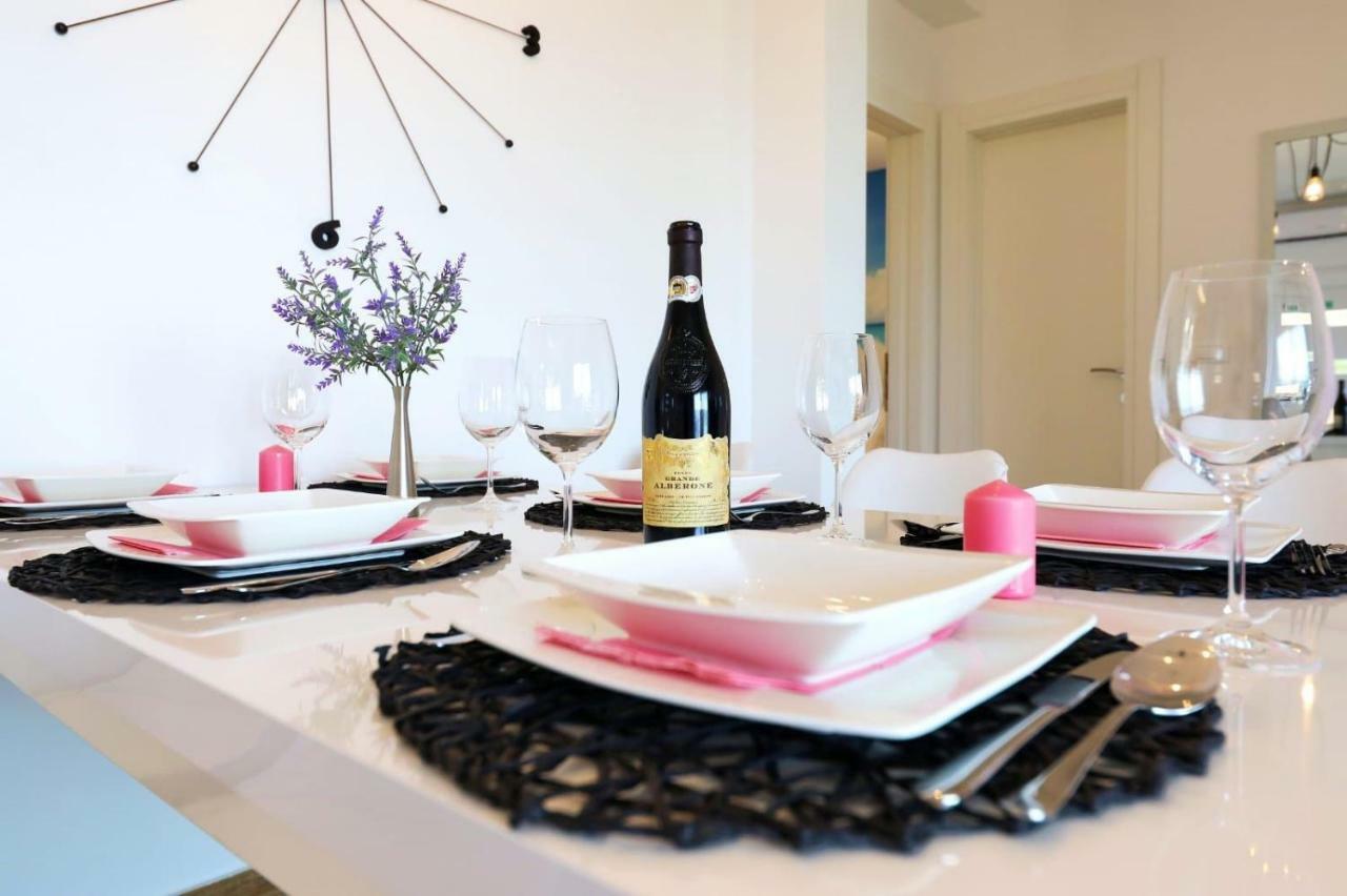 Redstone Luxury Apartments Sveta Nedelja  Eksteriør bilde