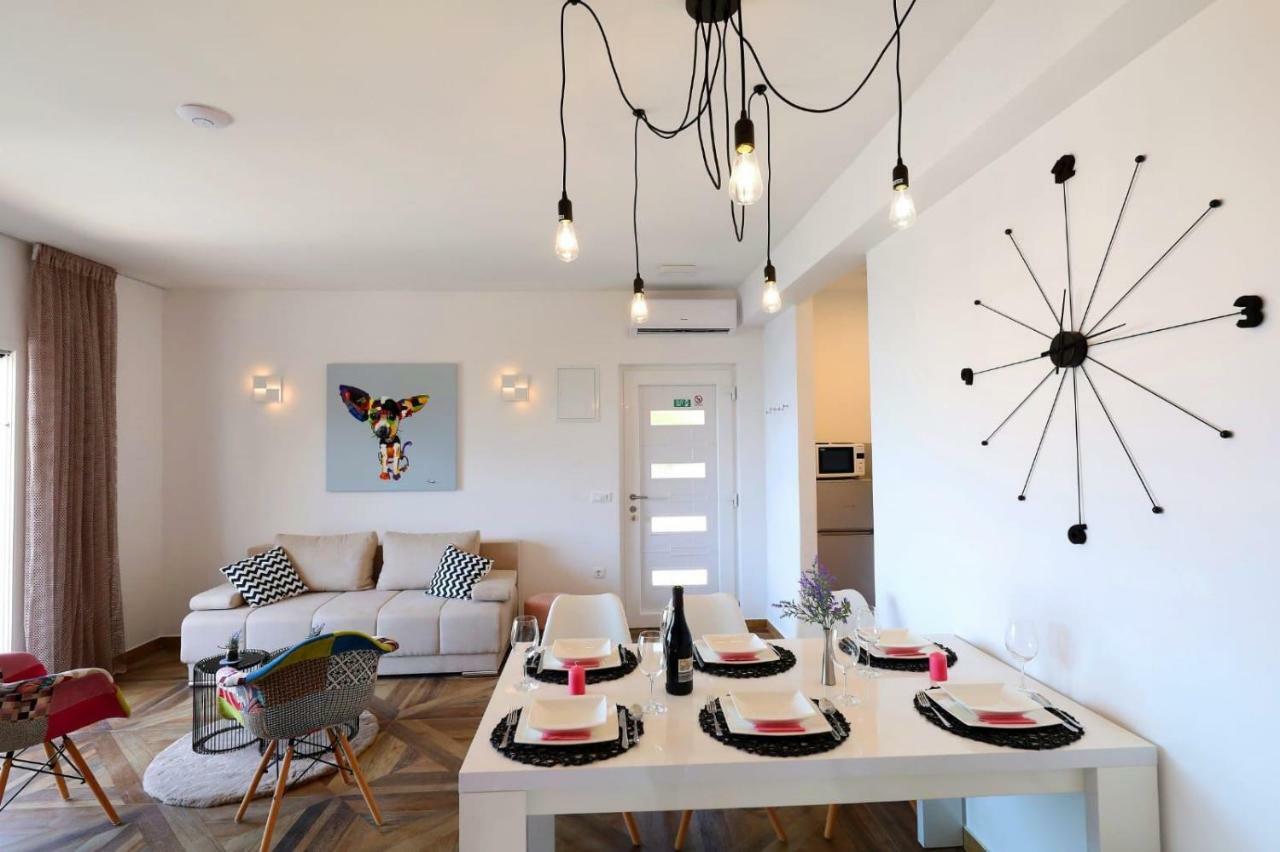 Redstone Luxury Apartments Sveta Nedelja  Eksteriør bilde