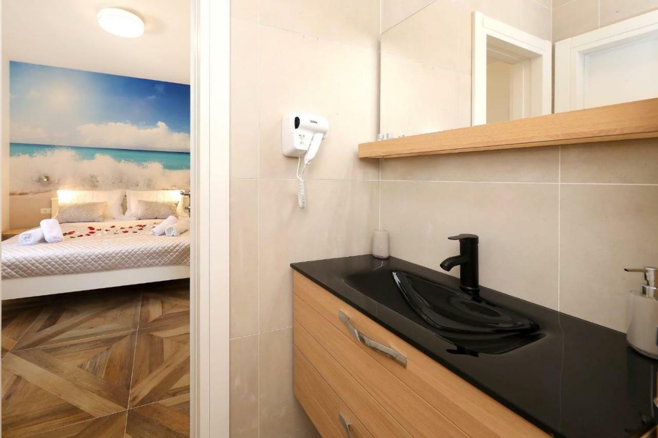 Redstone Luxury Apartments Sveta Nedelja  Eksteriør bilde