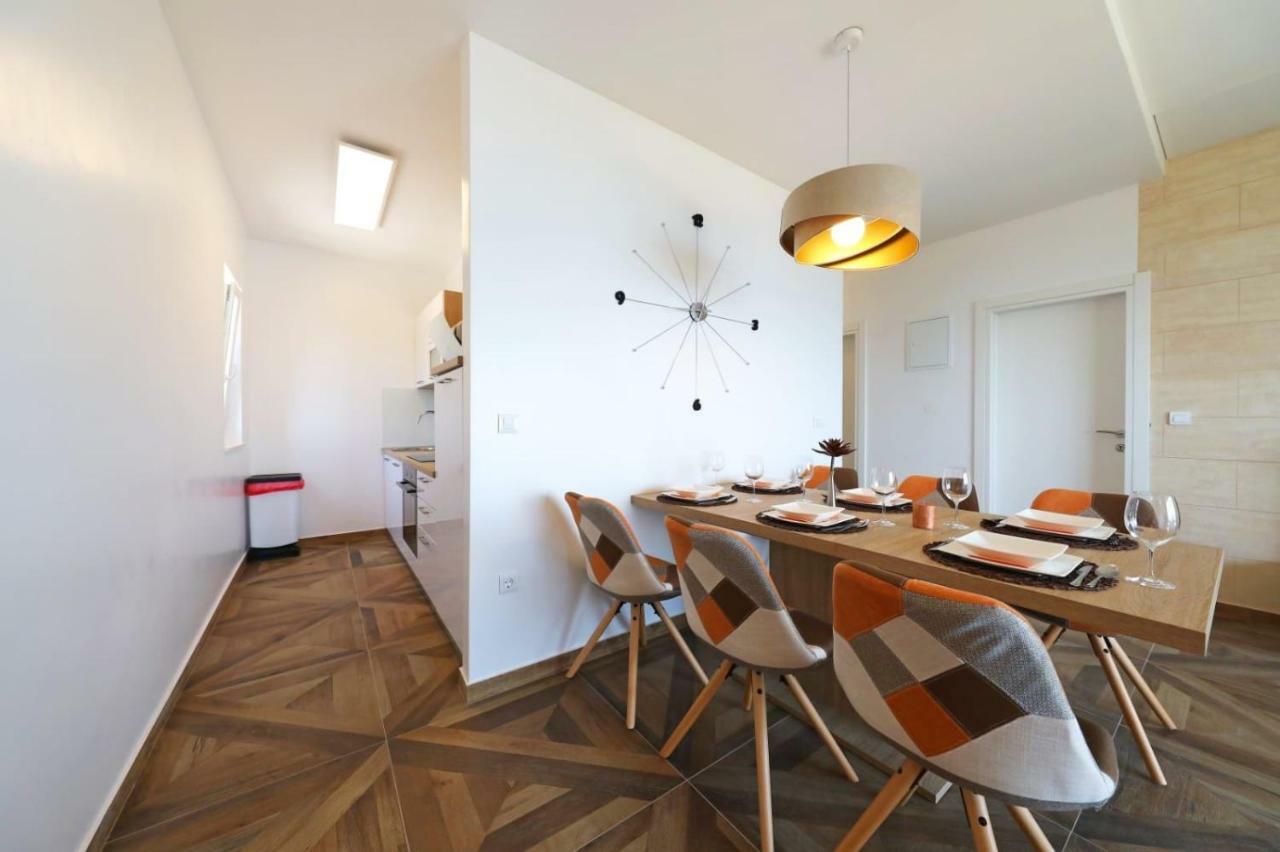 Redstone Luxury Apartments Sveta Nedelja  Eksteriør bilde